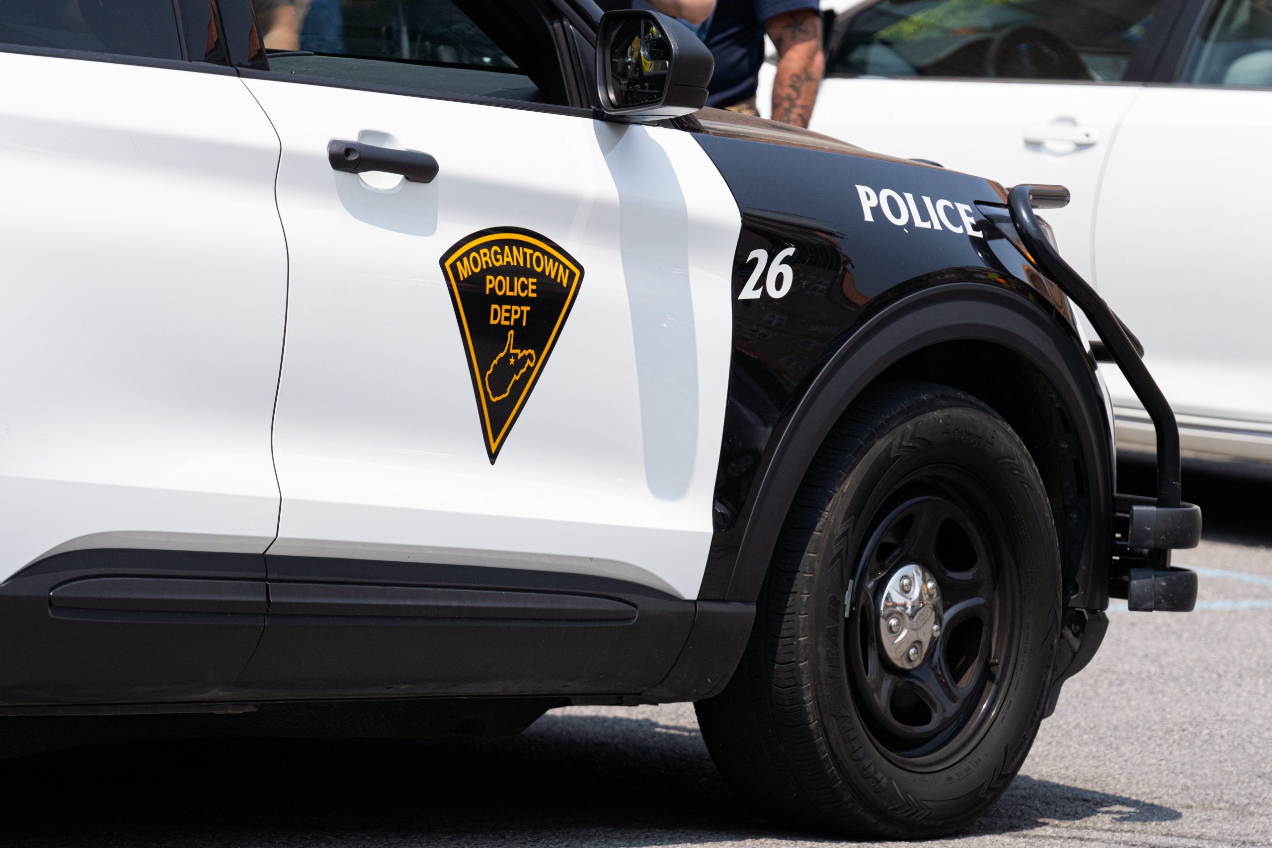 Suspect crashes vehicle in Marilla Park after fleeing from MPD traffic stop